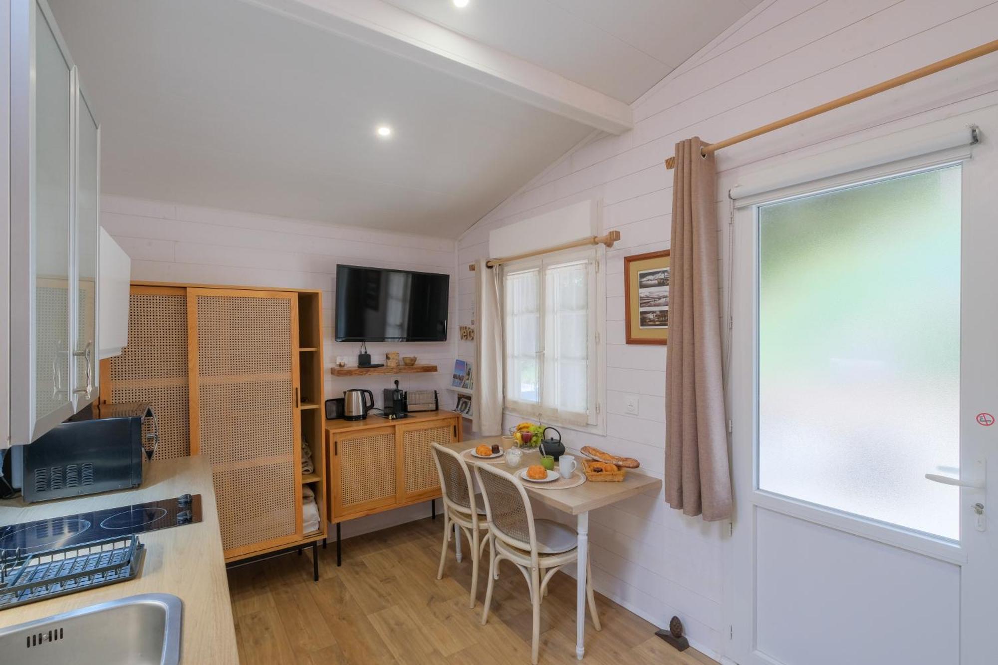 Les Suites D'Alienor, Suite Jasmin 페삭 외부 사진